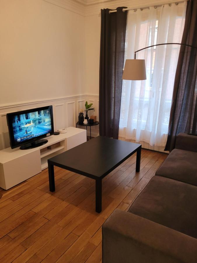 L'Appartement Ideal 4 Voyageurs Boulogne-Billancourt Bagian luar foto